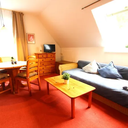 Apartament Idyll 3 *